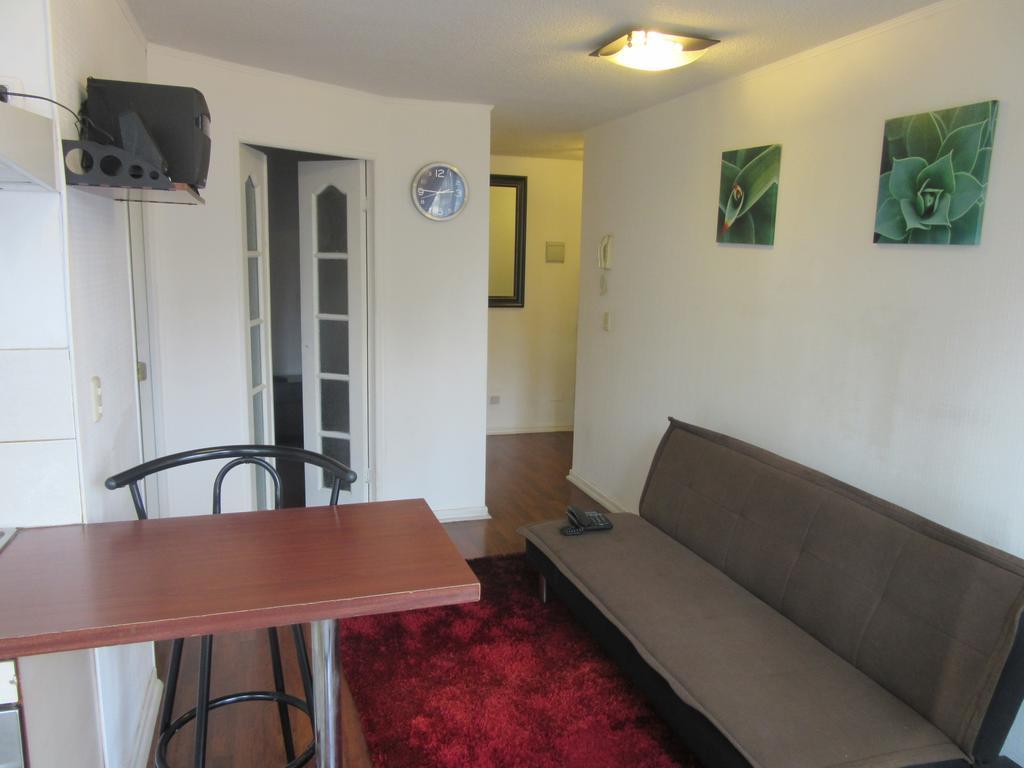 Апартаменты Departamento Paseo Bulnes Metro La Moneda Сантьяго Экстерьер фото