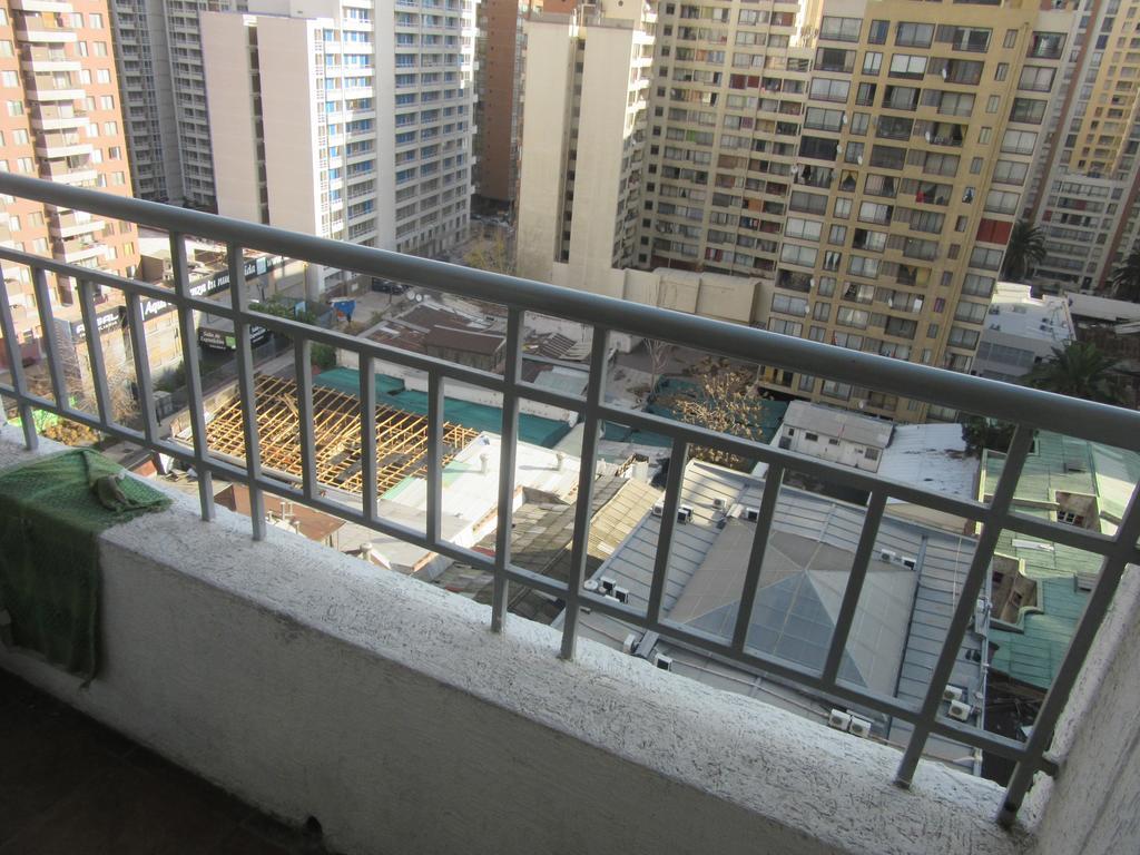 Апартаменты Departamento Paseo Bulnes Metro La Moneda Сантьяго Экстерьер фото