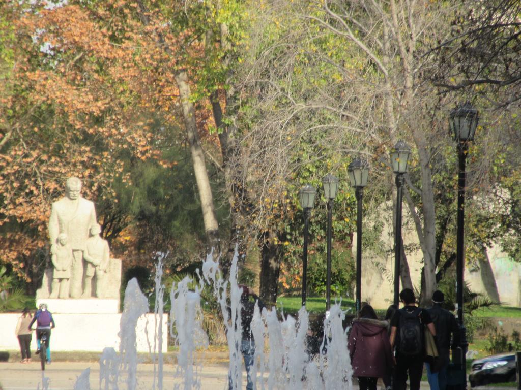 Апартаменты Departamento Paseo Bulnes Metro La Moneda Сантьяго Экстерьер фото