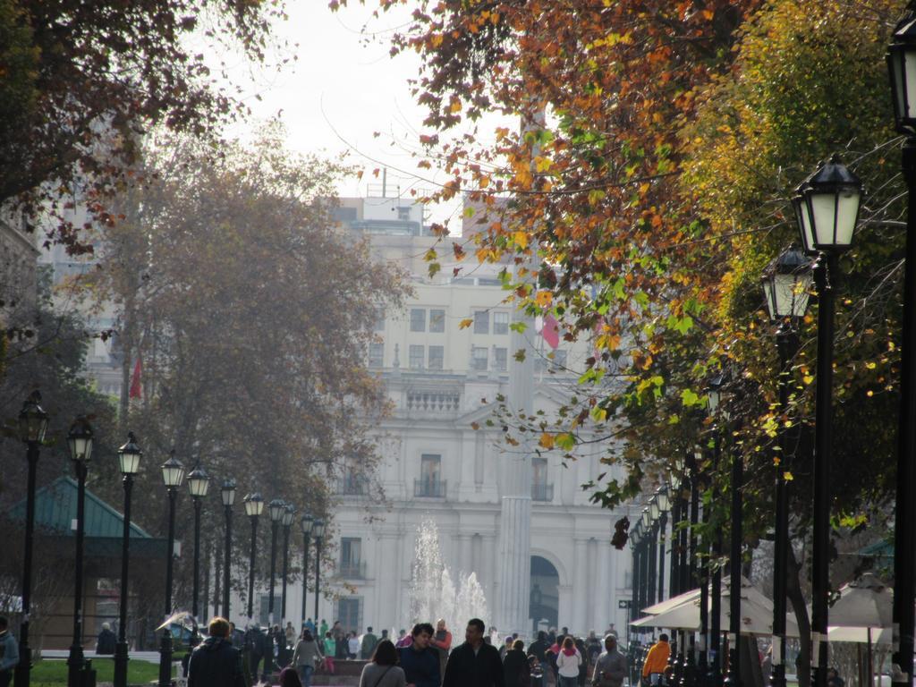 Апартаменты Departamento Paseo Bulnes Metro La Moneda Сантьяго Экстерьер фото